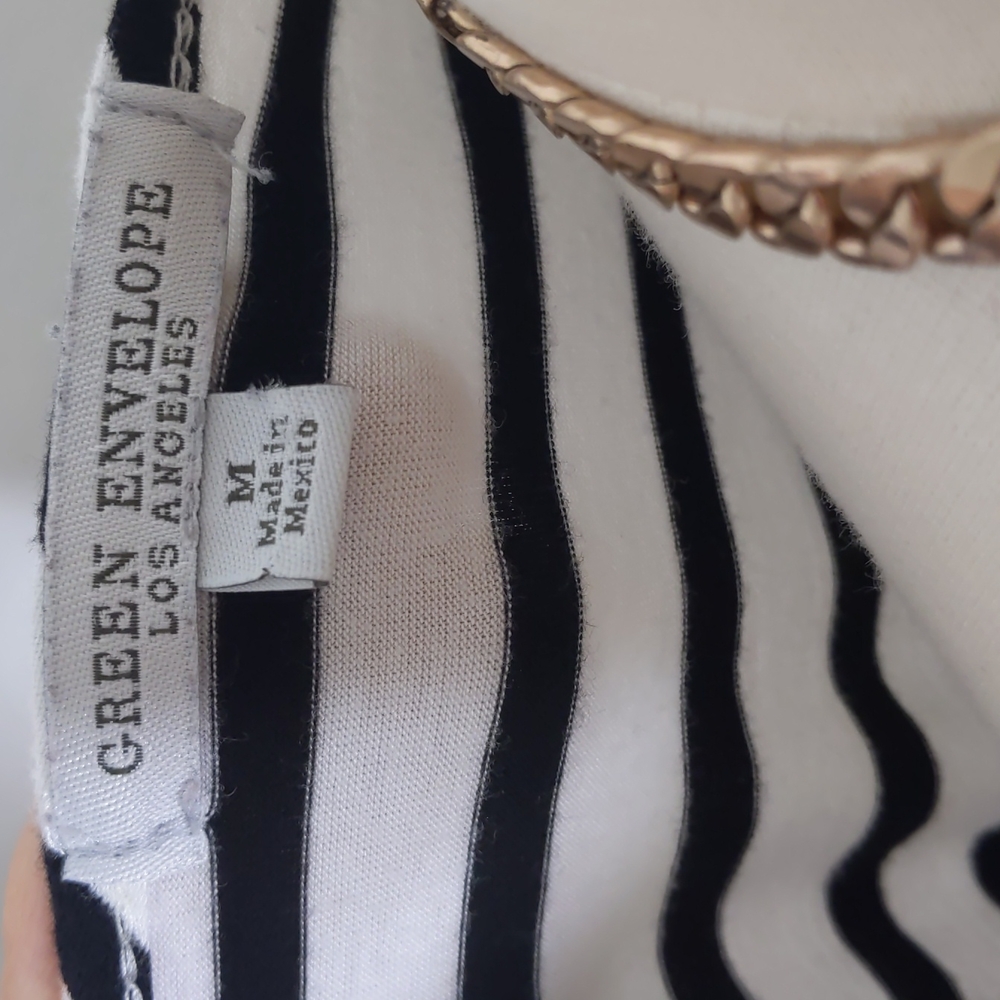 Green Envelope Los Angels Tank Striped black and white size Medium Knot … - Picture 4 of 5